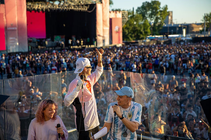 Pluzito casteó el show de L-Gante en Tecnópolis